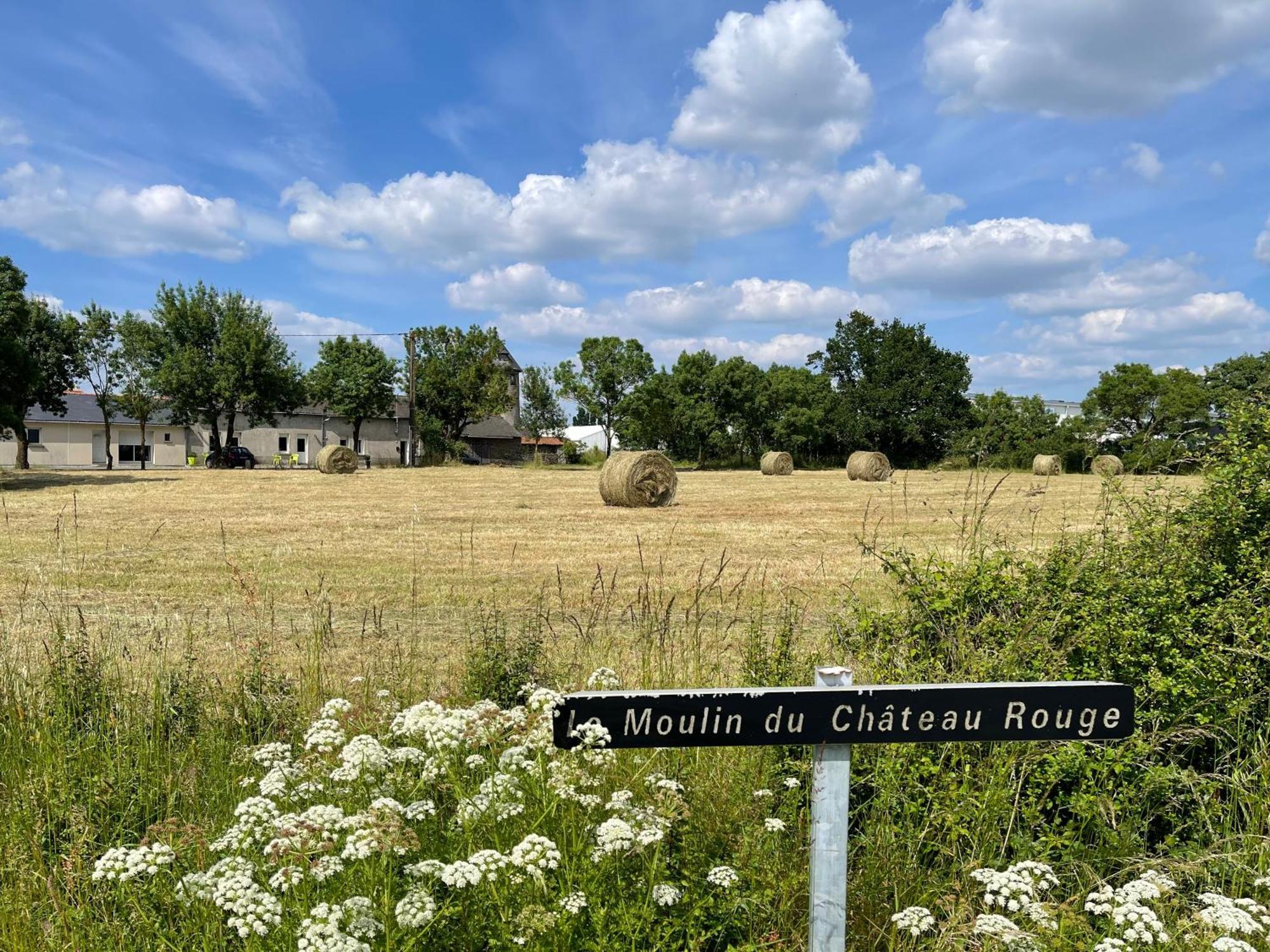 Maison De 2 Chambres Proche A11 Ancenis, Logis Du Chateau Rouge Mesanger ภายนอก รูปภาพ